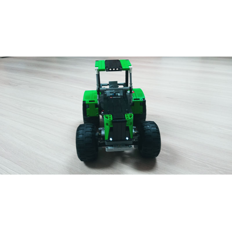 MOC-80667 Trator Agrícola Urba - Urban Farming Building avaliação e preço